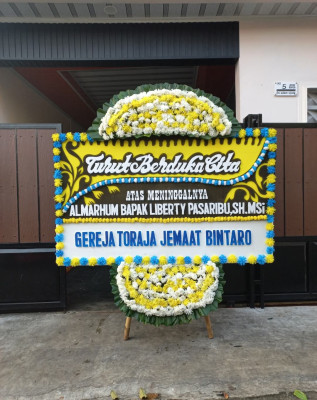 Papan Bunga Duka di Kamang Baru